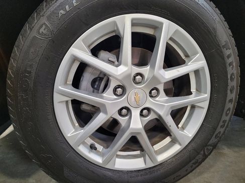 Used 2023 Chevrolet Equinox LT w/ Driver Convenience Package AWD/4WD image 31
