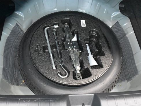 Used 2023 Honda Civic Sport image 35