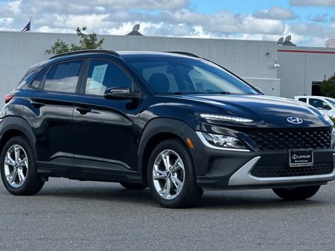 Used 2022 Hyundai Kona SEL FWD image 5