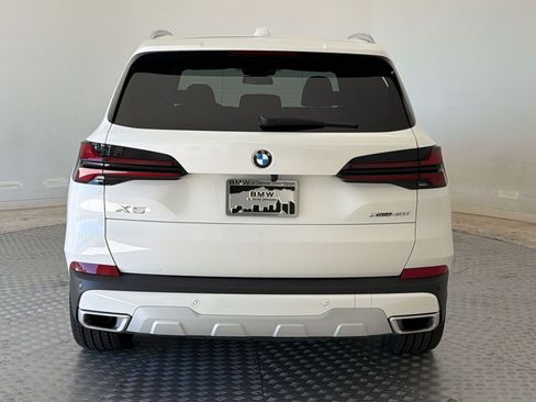 Used 2026 BMW X5 xDrive40i AWD/4WD image 10