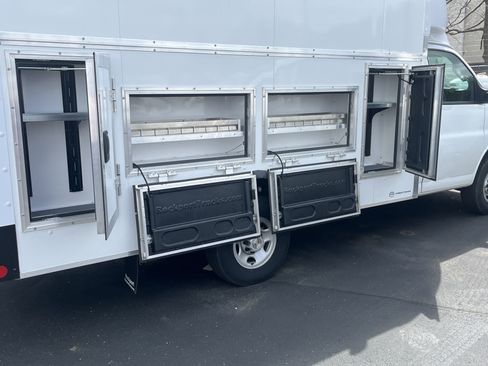 New 2024 Chevrolet Express 3500 w/ Power Convenience Package RWD image 20