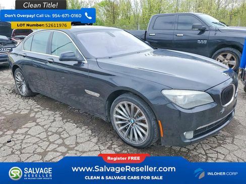 Used 2012 BMW 740i RWD image 5