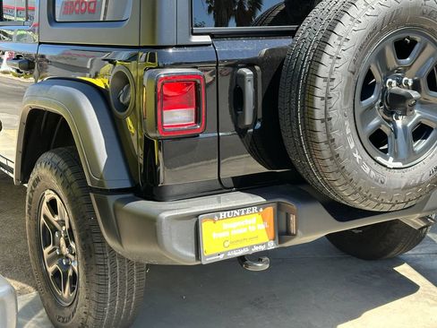 Certified 2025 Jeep Wrangler Unlimited Sport AWD/4WD image 10
