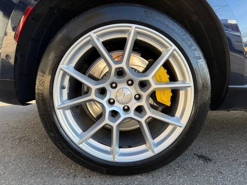 Used 2021 Aston Martin DBX AWD/4WD image 39