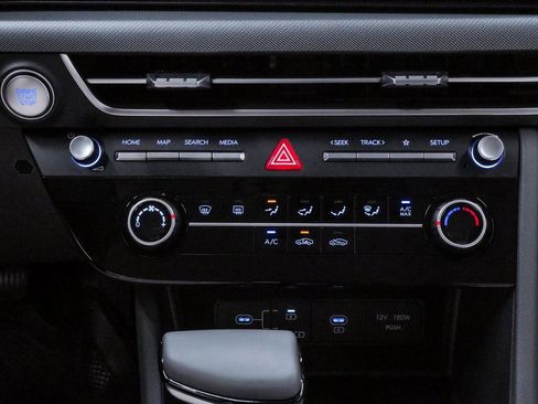 Used 2025 Hyundai Sonata SE image 17