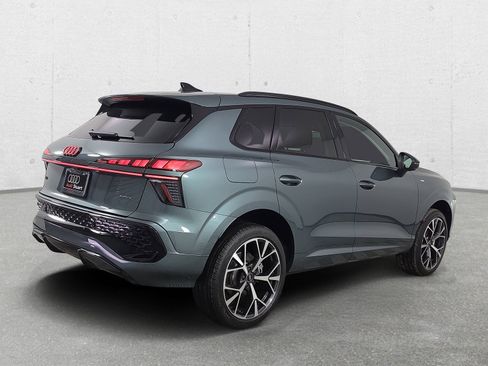 New 2026 Audi Q3 quattro 2.0T AWD/4WD image 6