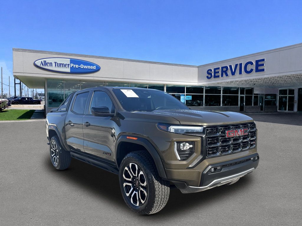 Used 2025 GMC Canyon AT4 w/ Nightfall Edition AWD/4WD image 36