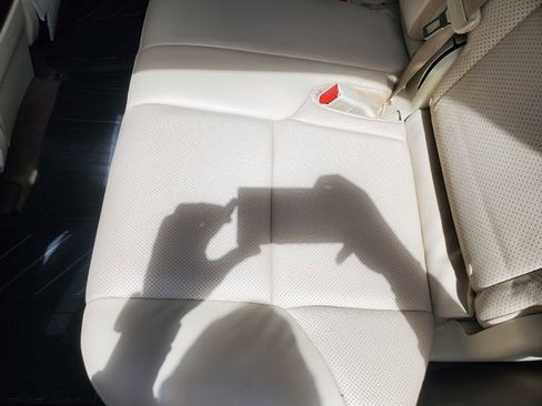 Used 2011 Lexus GX 460 Base w/ Comfort Plus Pkg image 23