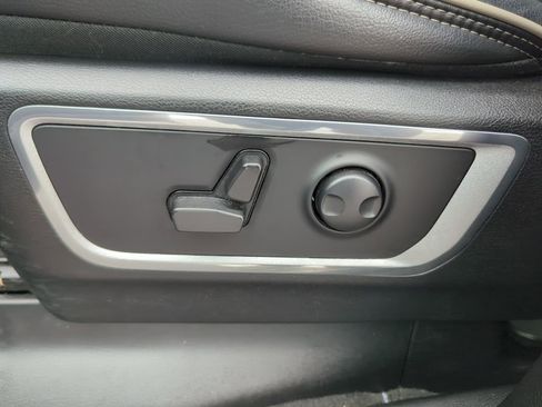 Used 2023 RAM 1500 Laramie image 42