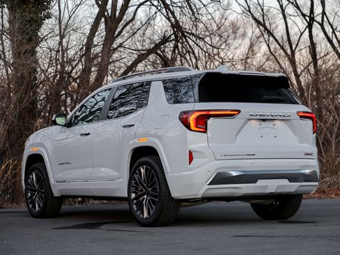 New 2026 GMC Terrain Denali image 6