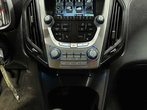 Used 2015 Chevrolet Equinox LT w/ Driver Convenience Package image 21