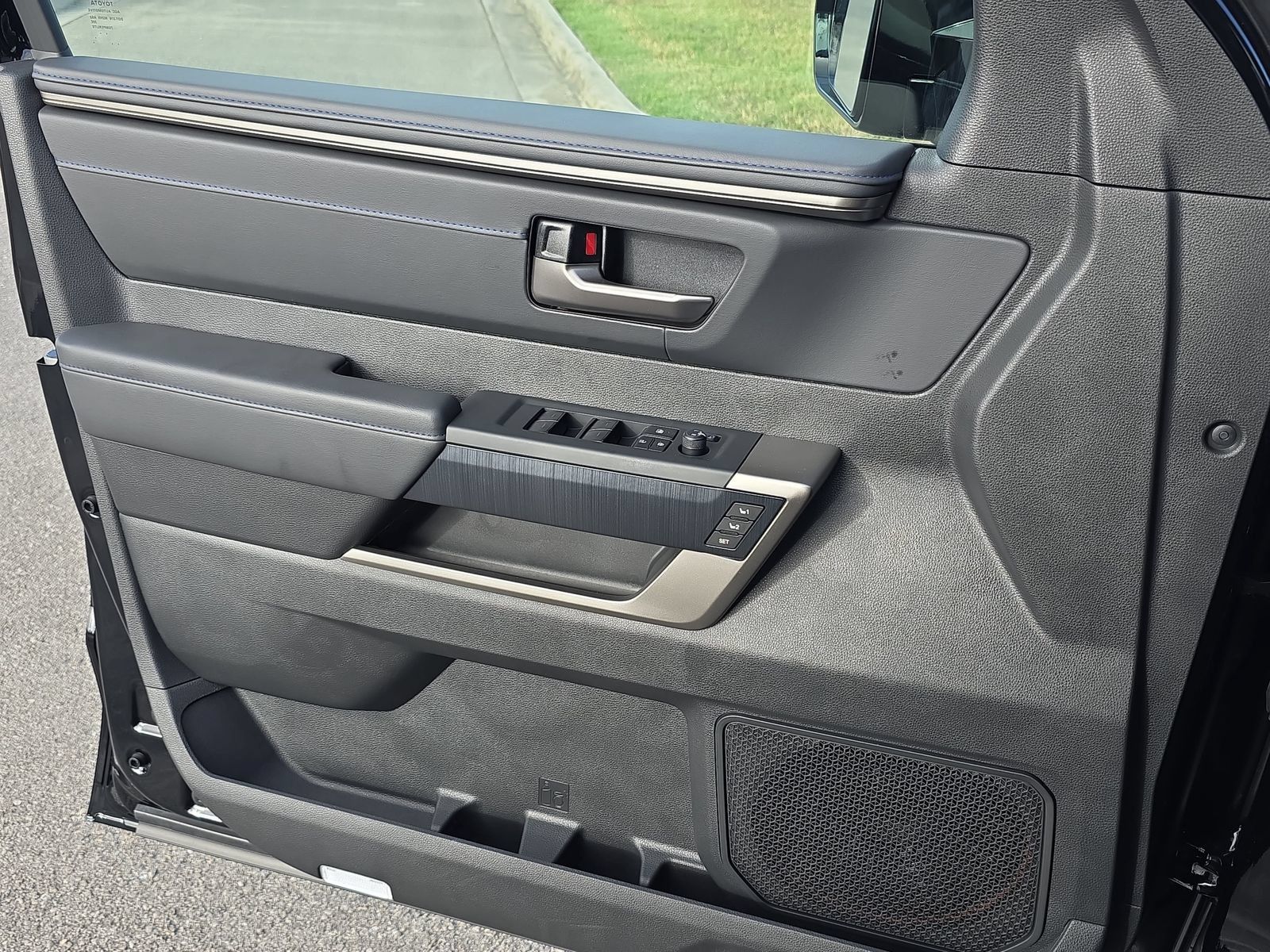 New 2026 Toyota Sequoia Platinum AWD/4WD image 23