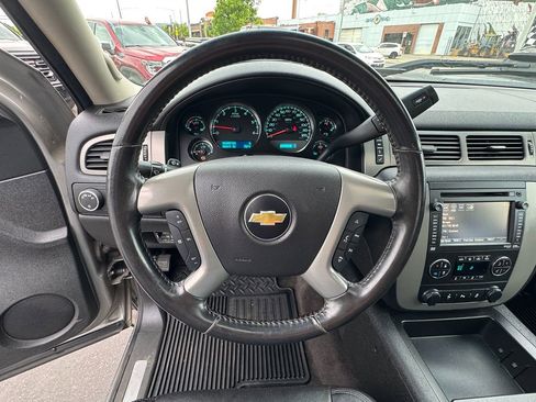 Used 2013 Chevrolet Silverado 3500 LTZ AWD/4WD image 18