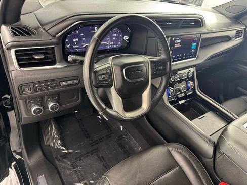 Used 2022 GMC Yukon Denali AWD/4WD image 14