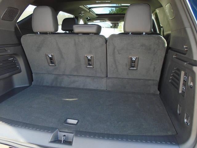 Certified 2026 Chevrolet Traverse High Country AWD/4WD image 32