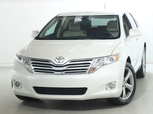 Used 2009 Toyota Venza image 1
