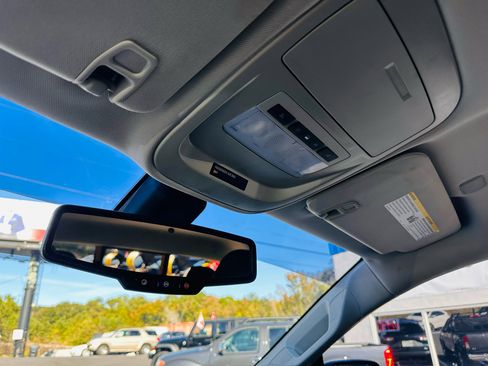 Used 2019 Chevrolet Colorado Z71 image 28