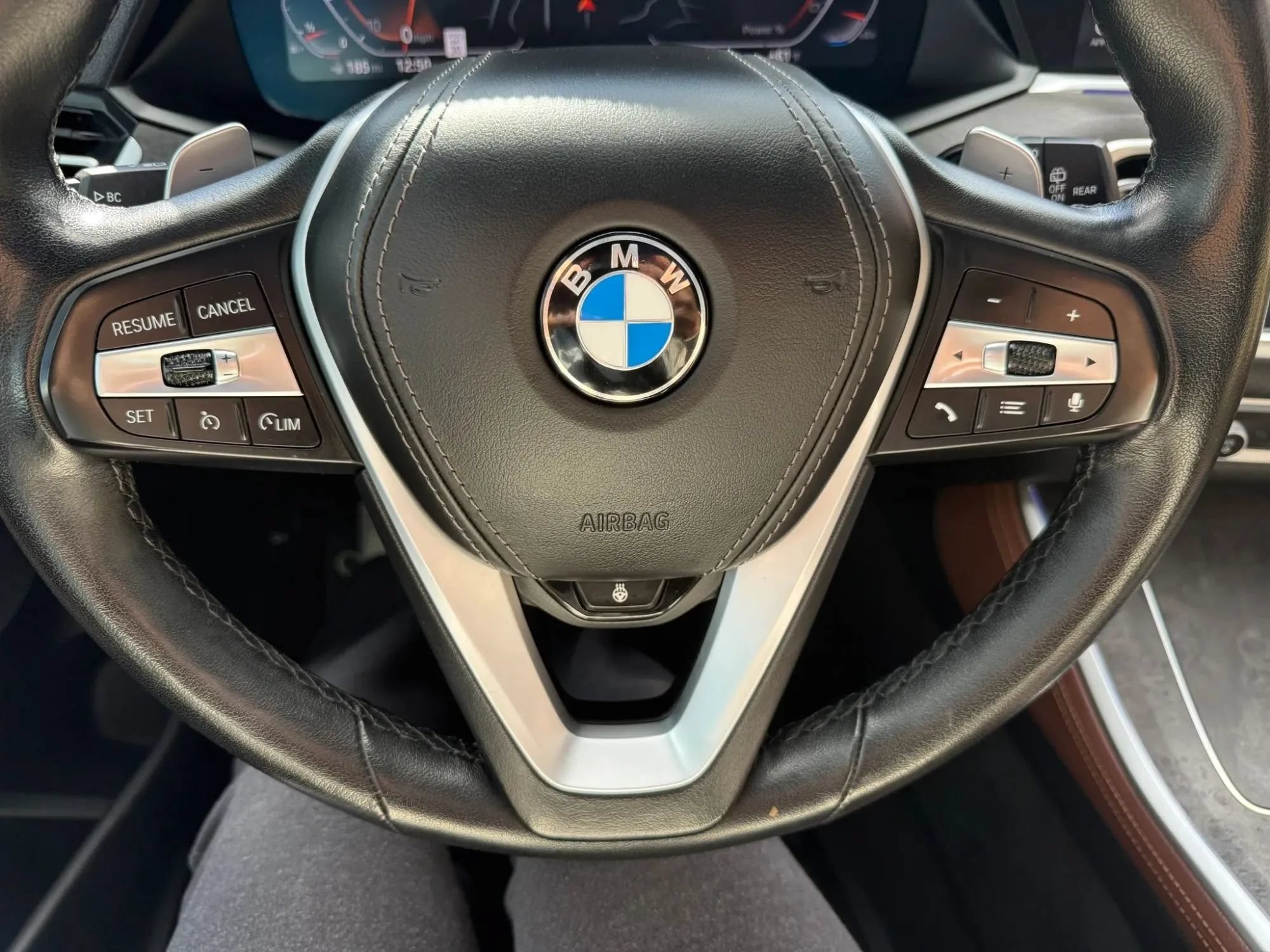 Used 2022 BMW X5 xDrive40i w/ Premium Package AWD/4WD image 32