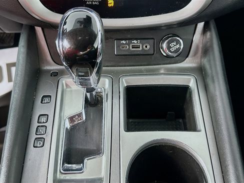 Used 2020 Nissan Murano SV w/ Premium Package FWD image 16