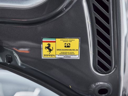 Used 2022 Ferrari F8 Tributo image 28