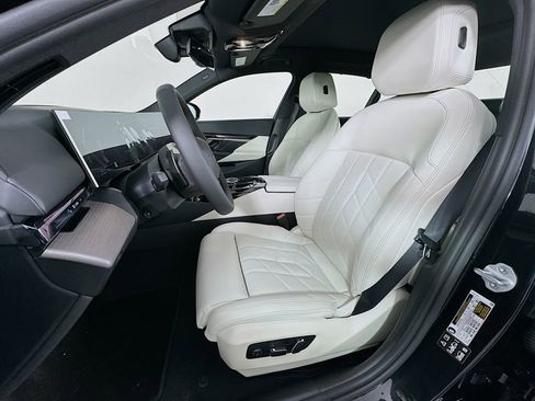 New 2026 BMW 530i xDrive w/ Executive Package image 16