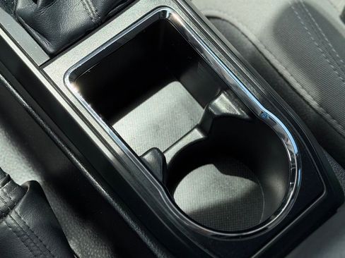 Used 2016 Toyota Tacoma SR RWD image 15