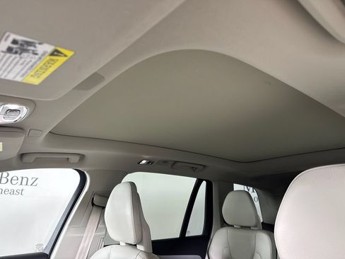 Used 2021 Volvo XC90 T5 Momentum w/ Climate Package FWD image 8