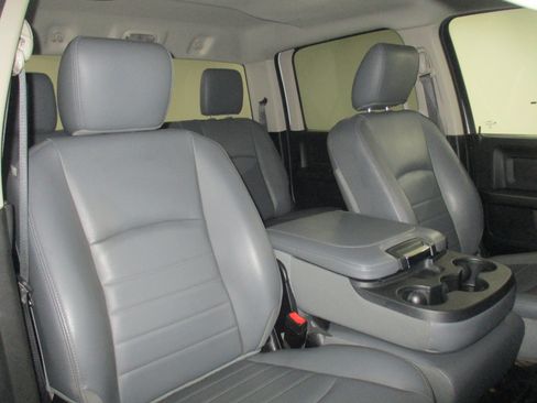 Used 2018 RAM 2500 Tradesman AWD/4WD image 15