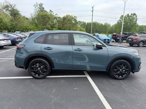 Used 2024 Honda HR-V Sport image 7