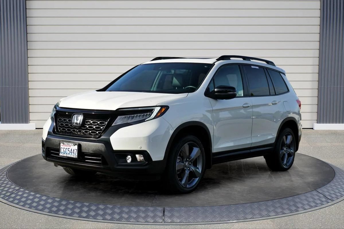 Used 2019 Honda Passport Touring image 3