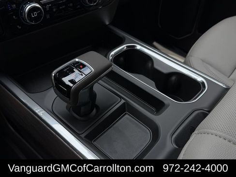 New 2026 GMC Sierra 1500 SLT AWD/4WD image 15