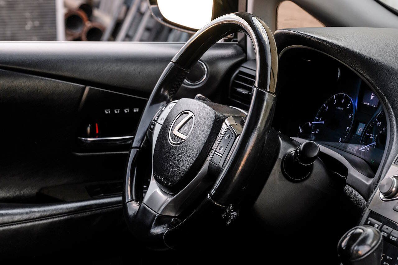 Used 2013 Lexus RX 350 FWD w/ Premium Pkg image 23