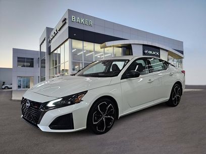 Used 2023 Nissan Altima 2.5 SR