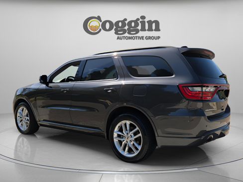 Used 2024 Dodge Durango GT image 3