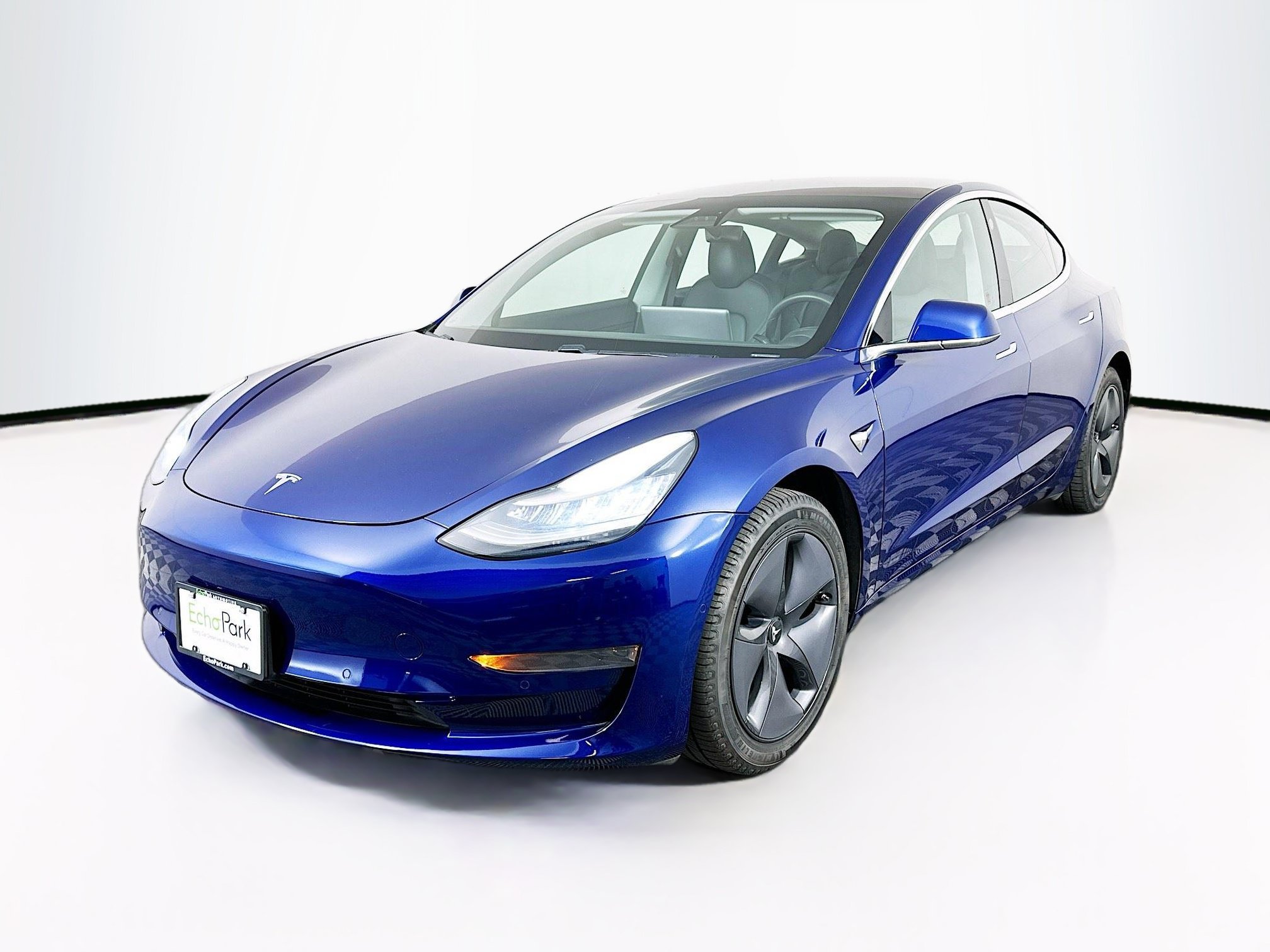 Used 2020 Tesla Model 3 Standard Range Plus RWD image 3