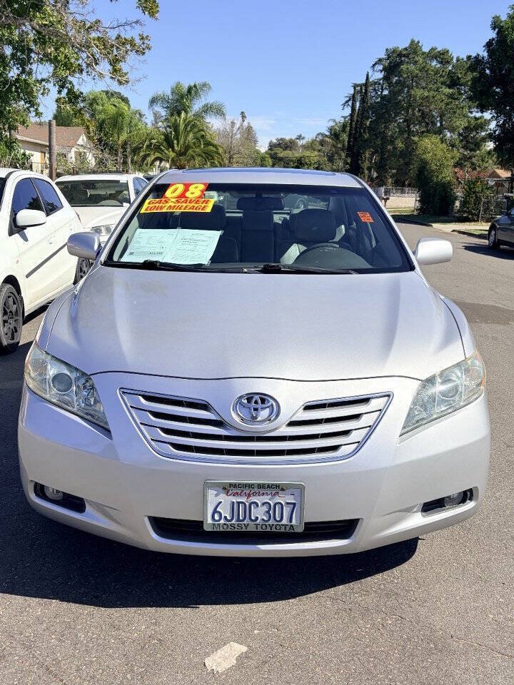 Used 2008 Toyota Camry XLE FWD image 1