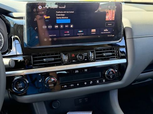 New 2026 Nissan Pathfinder SV AWD/4WD image 18