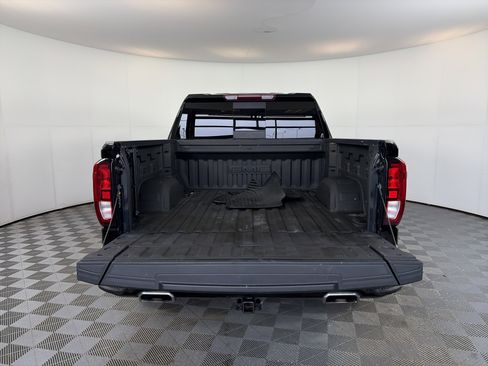 Certified 2022 GMC Sierra 1500 Elevation w/ Preferred Package image 14