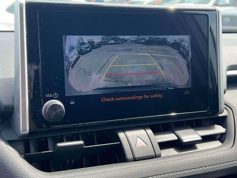 Used 2023 Toyota RAV4 LE image 33