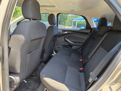 Used 2017 Ford Focus SEL FWD image 14