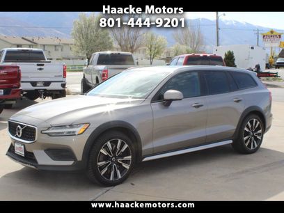 Used 2020 Volvo V60 T5 Cross Country