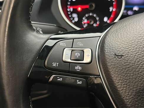 Used 2021 Volkswagen Tiguan SE R-Line AWD/4WD image 26