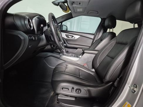 Used 2020 Chevrolet Blazer LT FWD image 14