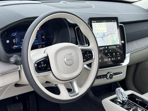 New 2026 Volvo XC90 T8 Ultra w/ Protection Package Premier image 16