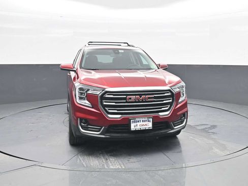 Used 2023 GMC Terrain SLT image 2