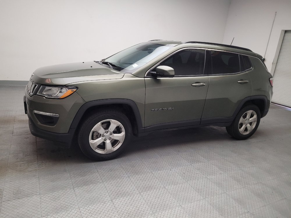 Used 2020 Jeep Compass Latitude w/ Cold Weather Group AWD/4WD image 2