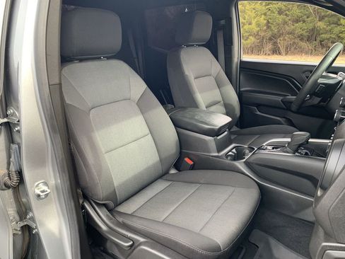 Used 2024 Chevrolet Colorado Trail Boss w/ Advanced Trailering Package image 25