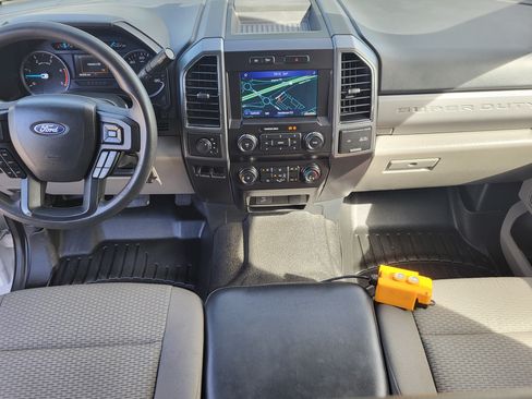 Used 2022 Ford F550 4x4 SuperCab Super Duty image 20