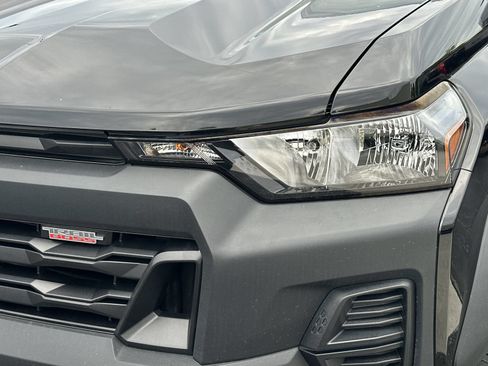 Used 2025 Chevrolet Colorado Trail Boss AWD/4WD image 11