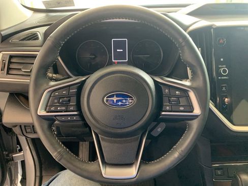 Used 2025 Subaru Ascent Touring AWD/4WD image 5